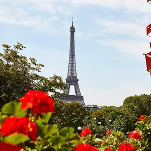 Plaza Athenee - Dorchester Collection ***** Παρίσι